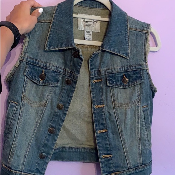 Sleeveless Jean Jacket - Picture 1 of 1